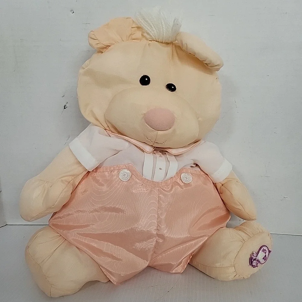 Fisher Price Vintage 1986 PUFFALUMP Orange Peach Bear Cub #8006 W/ Outfit 17